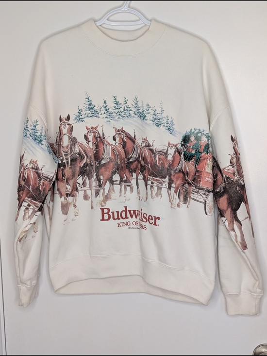 Abercrombie & Fitch Other - Abercrombie & Fitch Oversized Budweiser Clydesdale Holiday Graphic